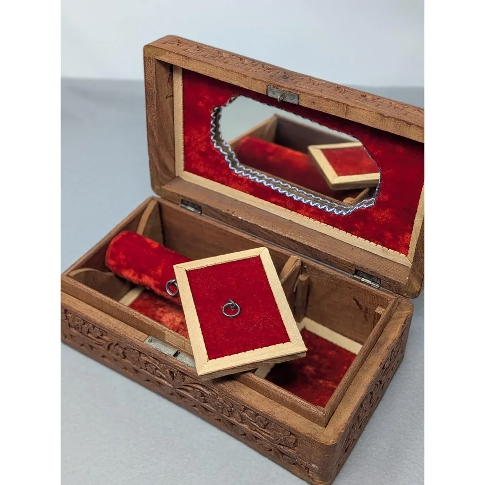 Inlaid Wooden Trinket Jewelry Box Red Velvet India Vintage